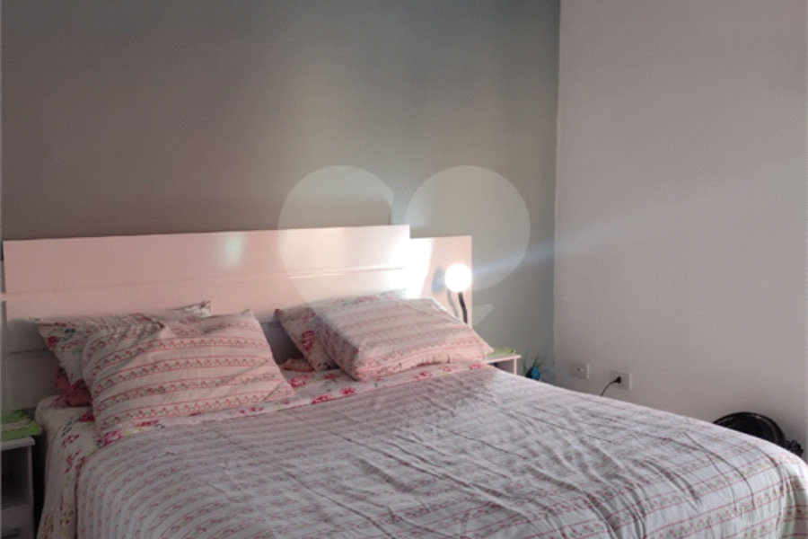 Excelente Sobrado na Cidade Lider - Casa - vendo