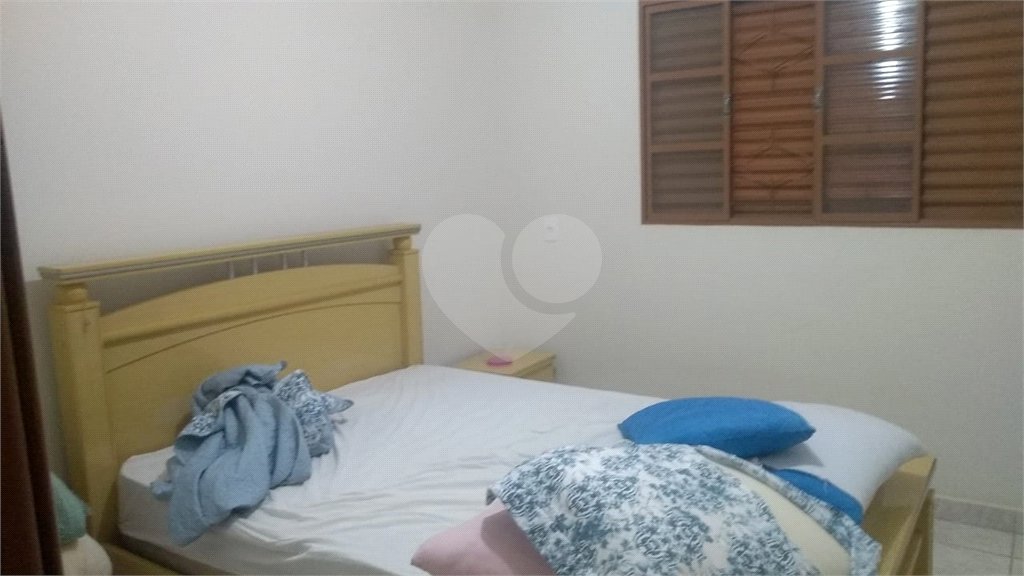 Casa térrea para venda ou locação no Santa Felícia.