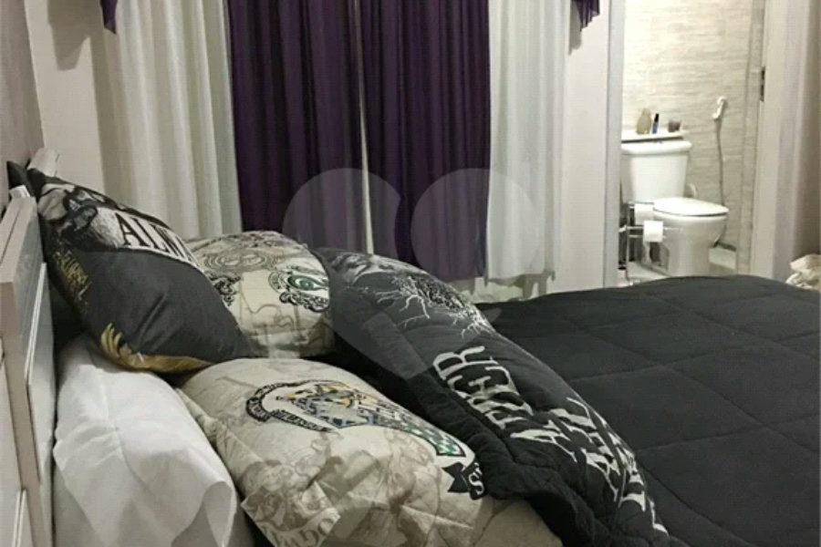Casa 4 dormitórios, 3 vagas