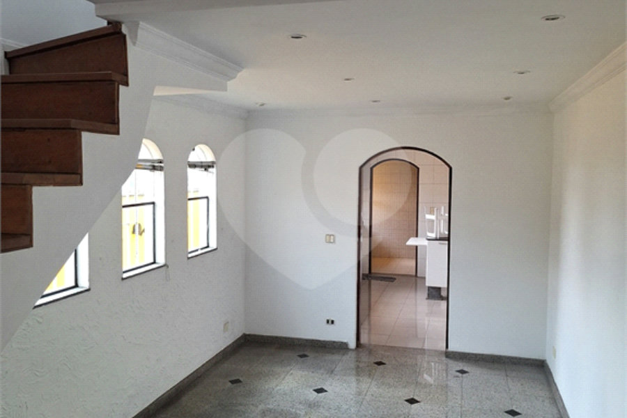 Sobrado à venda com 3 quartos, sendo 1 suíte,  em Vila Maria, São Paulo, SP
