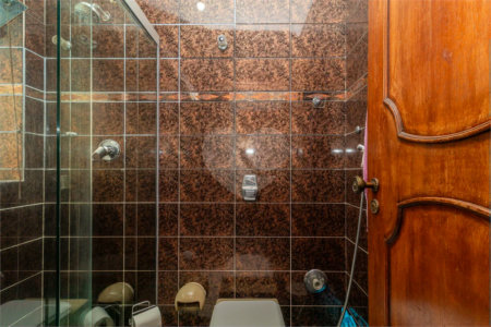 Sobrado à venda com 3 quartos, sendo 1 suíte, em Jardim Prudência, São Paulo, SP