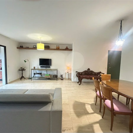 Apartamento Mobiliado no Alto da Boa Vista, com churrasqueira na varanda , 3 suítes e próximo ao Metro