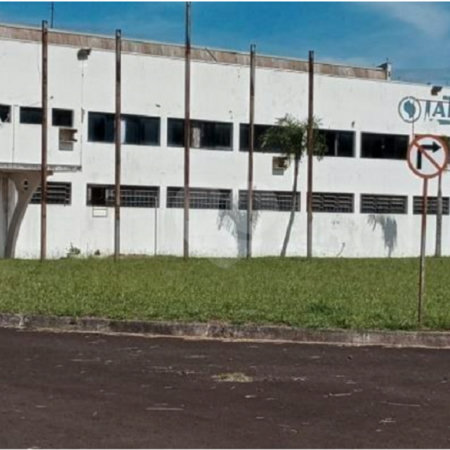Galpão Comercial .