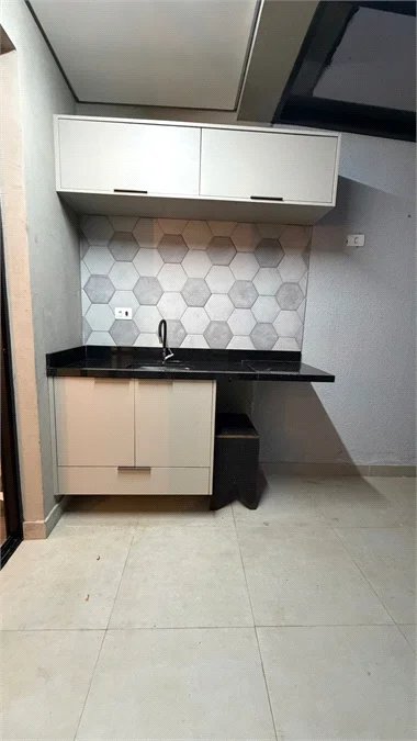 Casa à venda com 2 suítes no condomínio Gran Loft, Cotia - SP