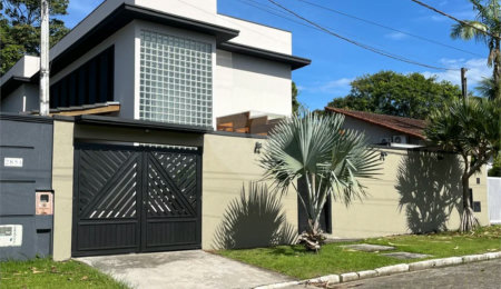 Casa à venda com 4 suítes em Boracéia, São Sebastião, SP