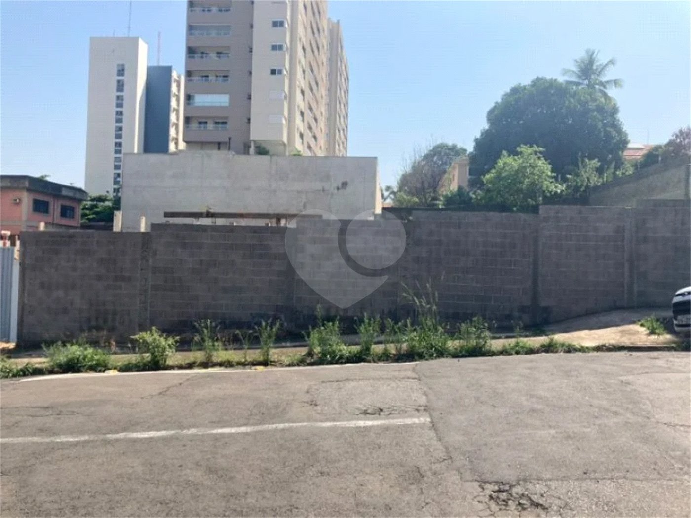 Terreno Comercial e Residencial à venda em Piracicaba/SP.