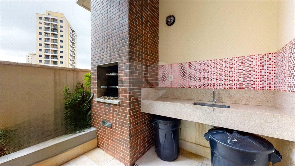 Apartamento à venda Bela Vista, 38m², andar alto, 1 dormitório, 1 vaga, lazer, porteira fechada