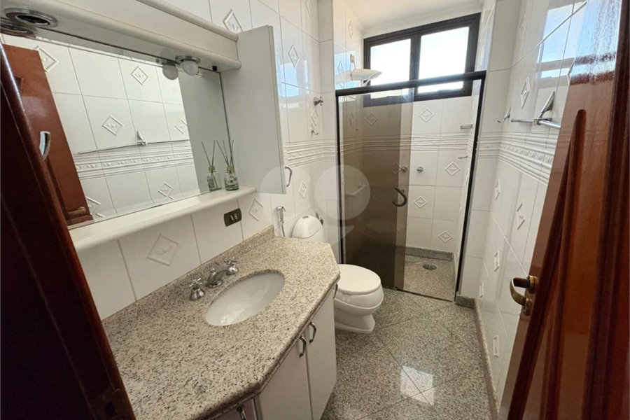 Apartamento disponível no Edifício Palladium no Centro de Piracicaba - SP.