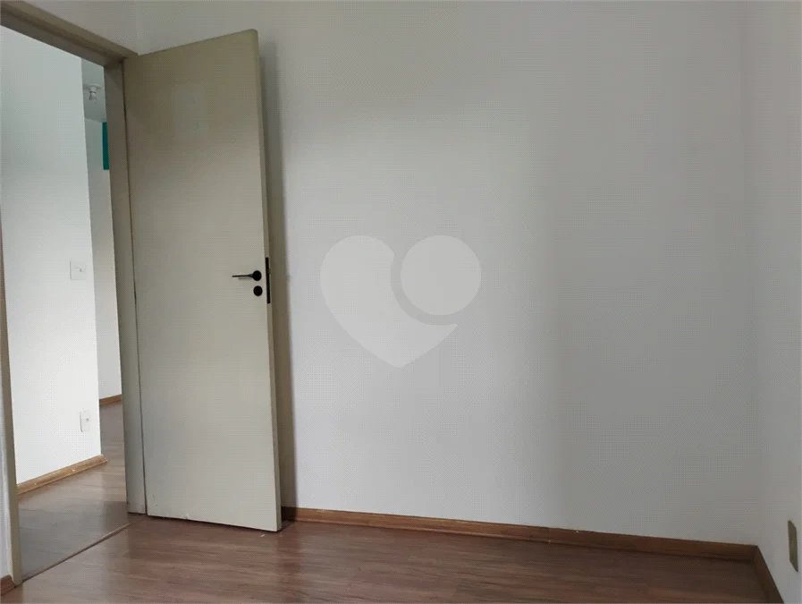 Apartamento 2 dormitórios no Jardim Prudência.