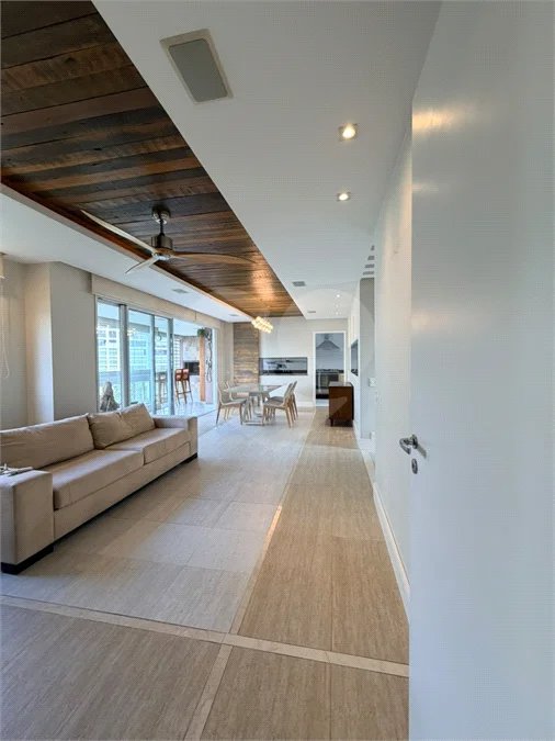 Apartamento à venda com 3 suítes em Vila Mariana, São Paulo, SP
