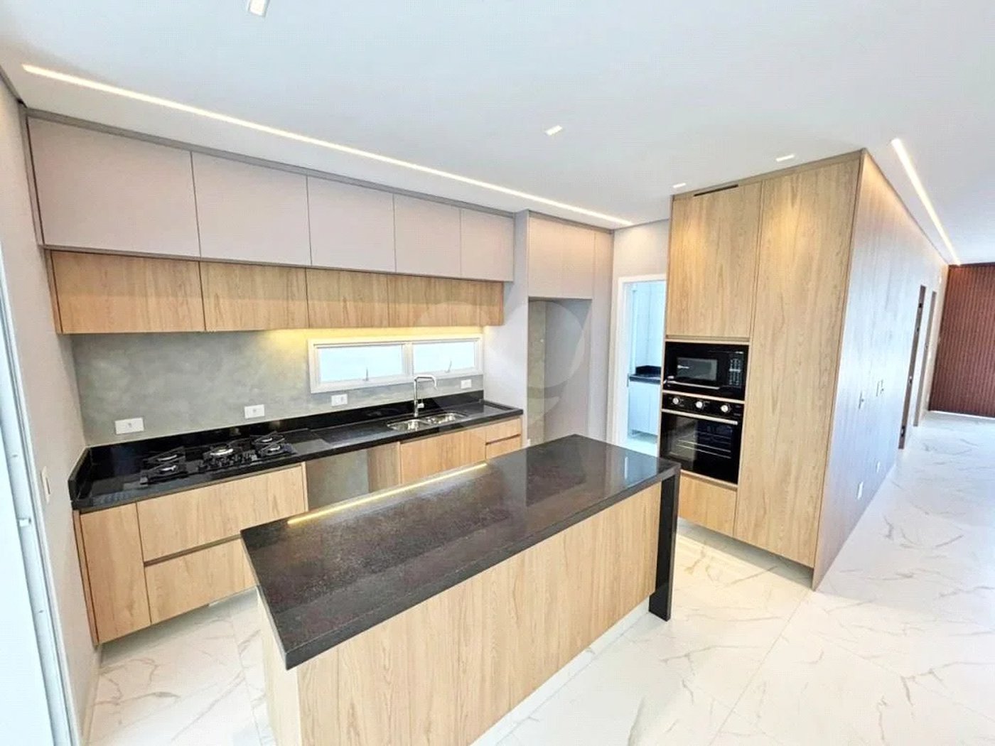 Villagio à venda com 5 suítes em Riviera de São Lourenço, Bertioga, SP