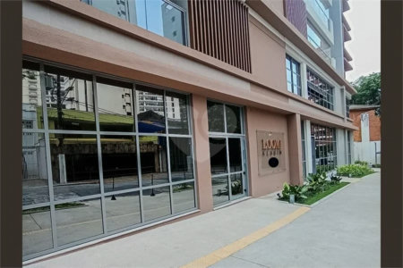 Belíssimo apartamento com 163m², 3 suítes e 2 vagas para locação na Chácara Klabin!