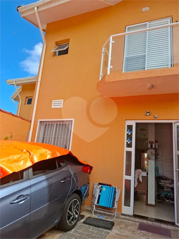 Apartamento à venda com 2 suítes no Centro, Bertioga, SP