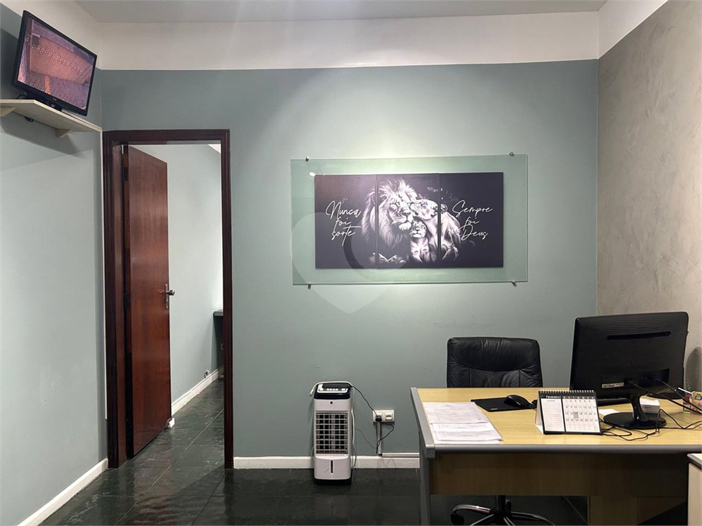 PRÉDIO COMERCIAL PARA INVESTIDORES COM 400 m2, , já com renda !