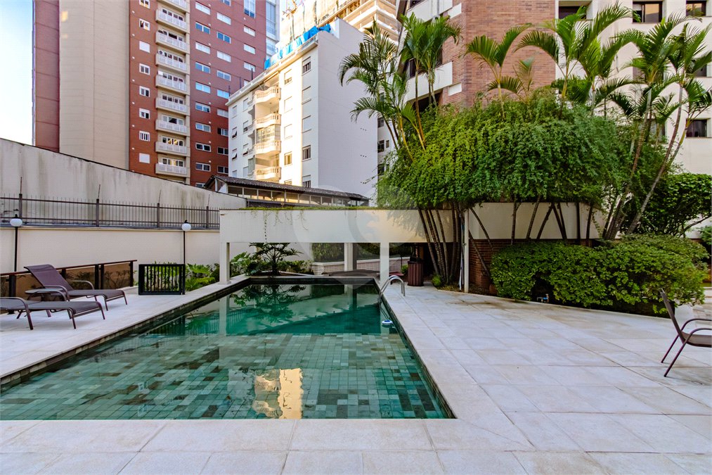 Apartamento à venda ou para alugar com 3 suítes em Itaim Bibi, São Paulo, SP