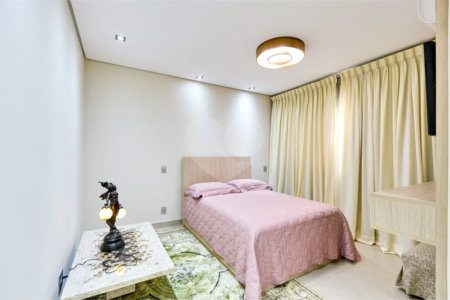 Apartamento à venda com 3 suítes em Jardim Marajoara, São Paulo, SP