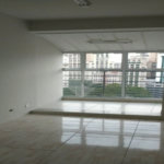 Ótima sala para escritório com 37 m², possui 2 ambientes.