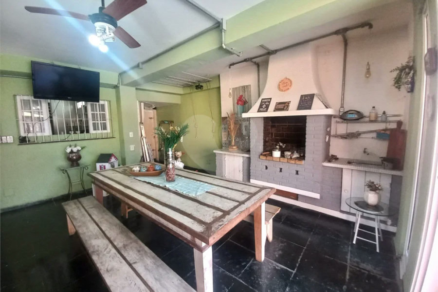 Sobrado com 2 Suítes na Região da Vila Santa Catarina!!!