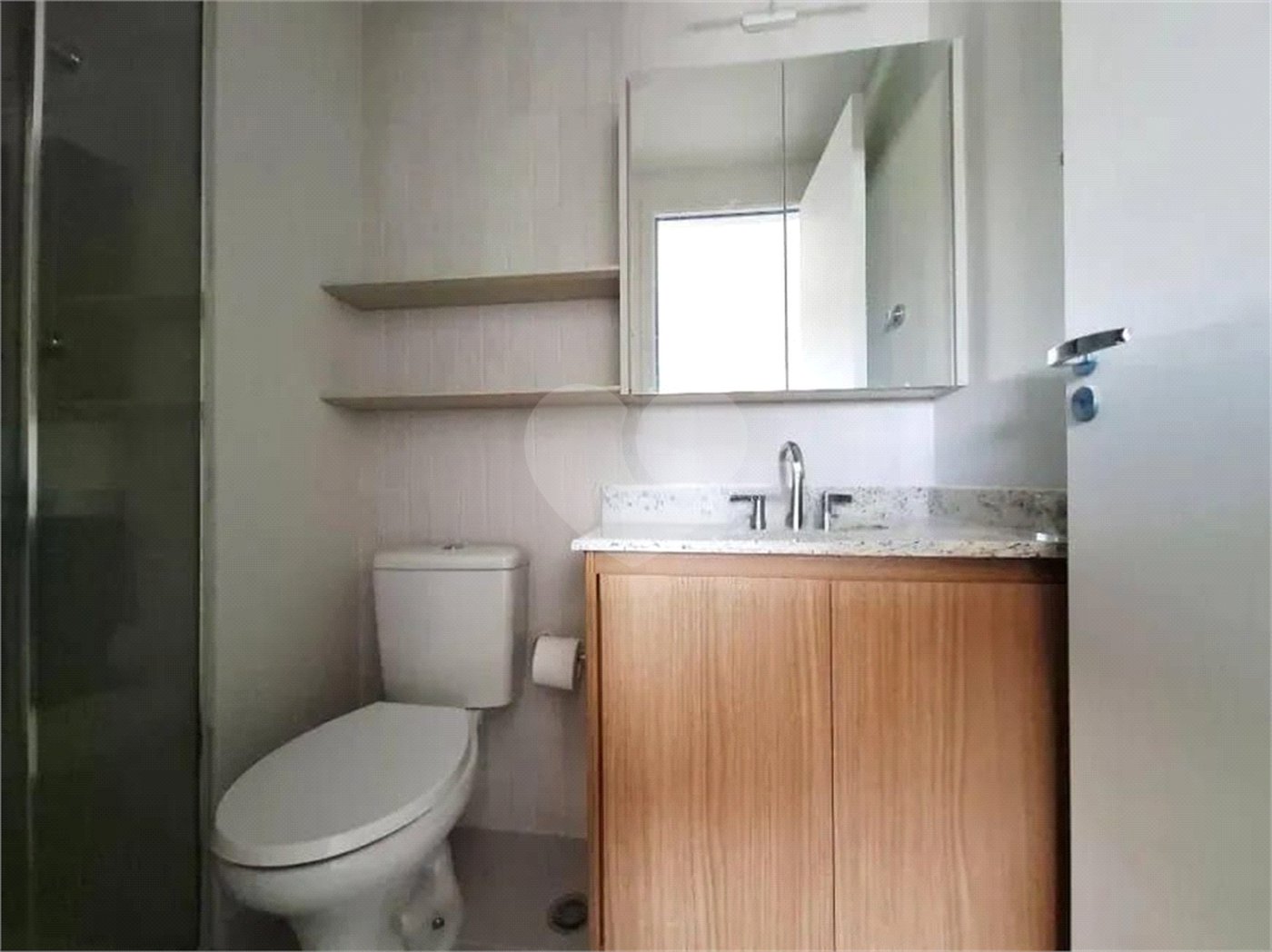 Apartamento com 1 quarto e 1 vaga para locação na Liberdade próximo ao Hospital A. C. Camargo na Liberdade!