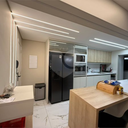 Apartamento à venda com 3 quartos, sendo 1 suíte, em Alto da Boa Vista, São Paulo, SP