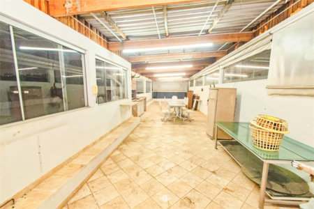 Sobrado no Cambuci, 4 dormitório e 3 vagas