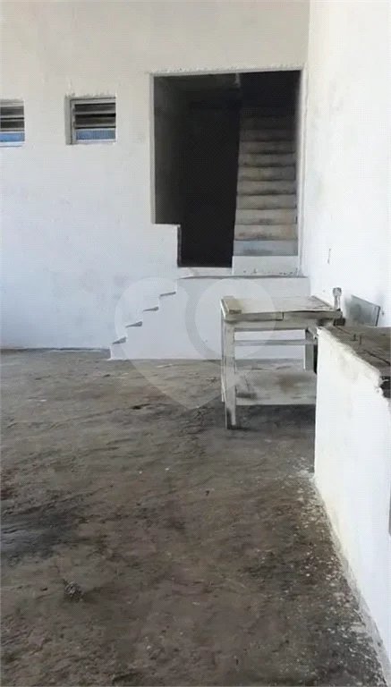 Galpão para locação ou venda com 435 m2 na Vila Santa Catarina