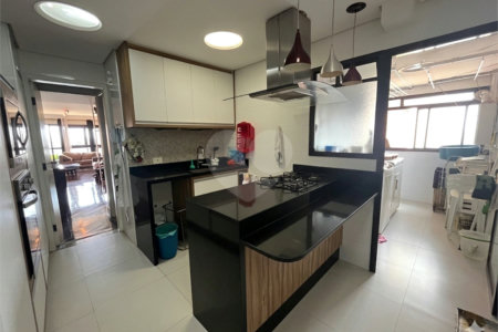 Apartamento à venda com 3 quartos, sendo 1 suíte, em Santo Amaro, São Paulo, SP