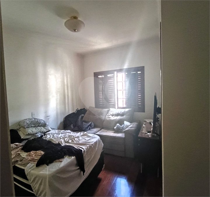SOBRADO DE 426,0 M² COM 04 SUITES, SALÃO DE FESTAS, 06 VAGAS,06 BANHEIROS E PISCINA PARA LOCAÇÃO OU VENDA NO BARRO BRANCO