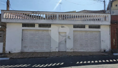 Vende-se linda casa de 250 m² no Jabaquara