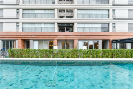 Apartamento para venda em Moema com 3 quartos, sendo 3 suítes, 2 vagas, 149 m²