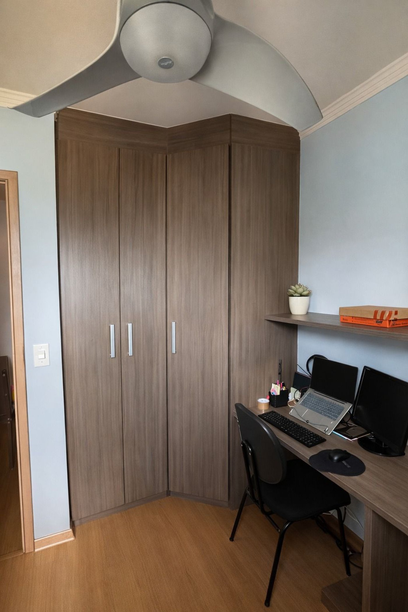 Apartamento à venda com 3 quartos, sendo 1 suíte, em Vila São Francisco, Hortolândia - SP