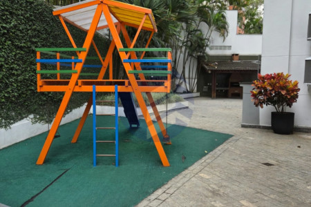 Apartamento à venda com 3 quartos, sendo 1 suíte, em Vila Andrade, São Paulo - SP