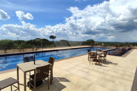 Lote à Venda em São Carlos, no Condomínio Villeneuve I