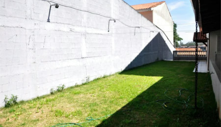Sobrado à venda com 3 quartos, sendo 1 suíte,  em Jaraguá, São Paulo, SP