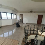 Apartamento Cobertura, no Condomínio Porto Sol.