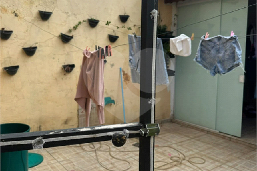 Sobrado com 4 Quartos à venda, 250m² - Jardim Líbano