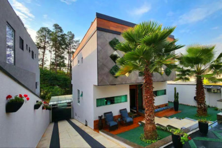 Casa de Alto Padrão à venda com 4 quartos, sendo 1 suíte, em condomínio, Cotia - SP
