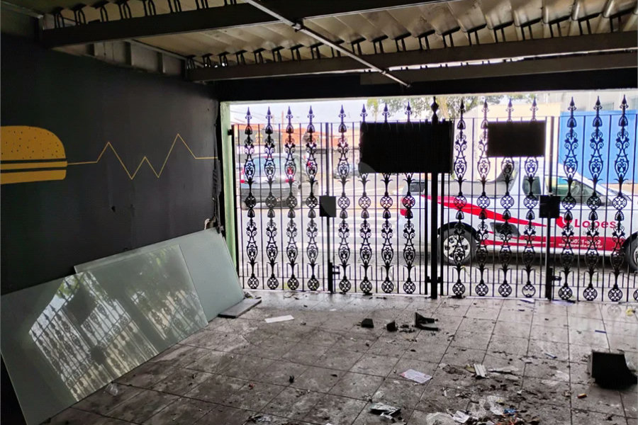 Sobrado na Vila Santa Catarina — 121 m² | Esquina Estratégica
