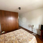 Casa Térrea com 3 suítes, sendo 1 suíte master.