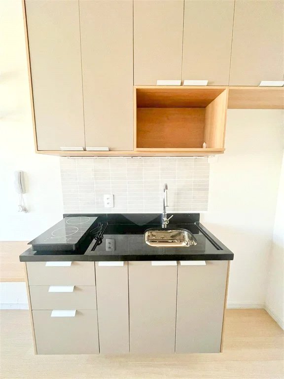 Studio mobiliado a venda no Ipiranda com 1 dormitorio e lazer.