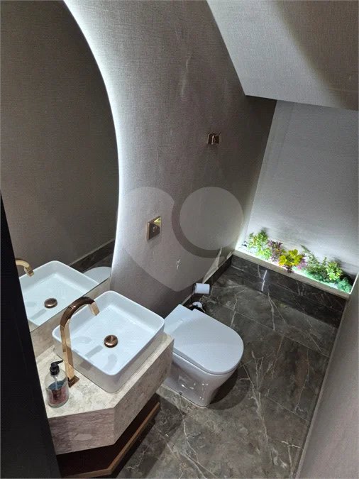 Casa de Alto Padrão para Alugar com Lazer Completo, Tecnologia e Sustentabilidade