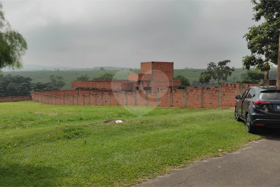 Terreno de 1000 metros quadrados, no Recanto das Águas de São Pedro...