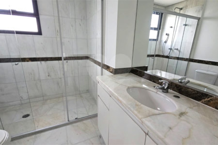 Apartamento com 4 suítes a venda no Alto da Boa Vista