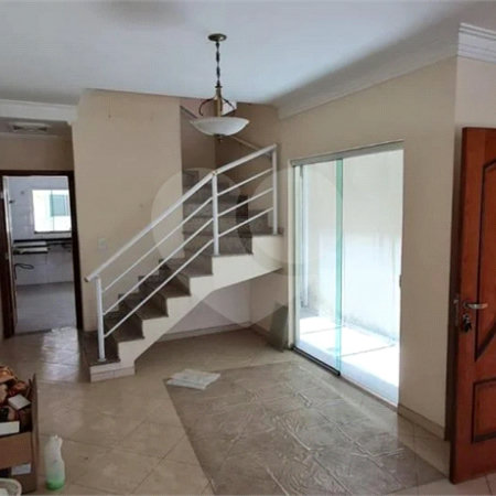 Excelente Sobrado à venda no Ipiranga c/ 220m2 - 4 Suítes/2 Vagas - 600 m. metrô Sacomã
