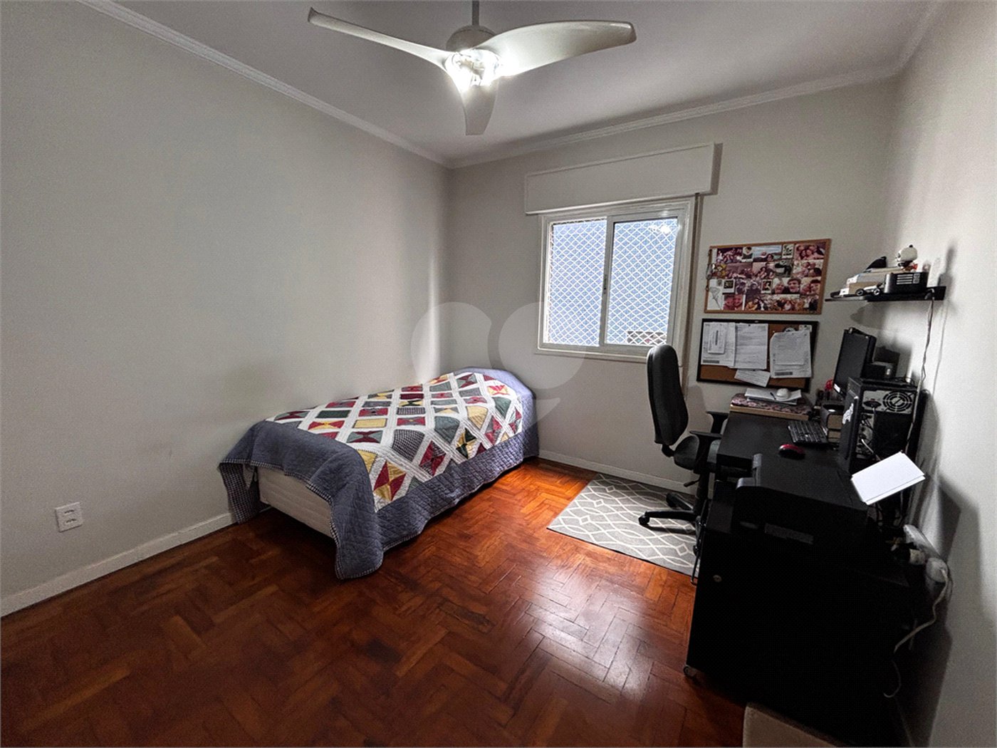 APARTAMENTO BAIRRO PARAÍSO COM 146 M² ÚTEIS - 2 VAGAS.