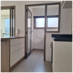 Excelente studio à venda, 45 m², novo, apresentando armários planejados, ar-condicionado e lazer total