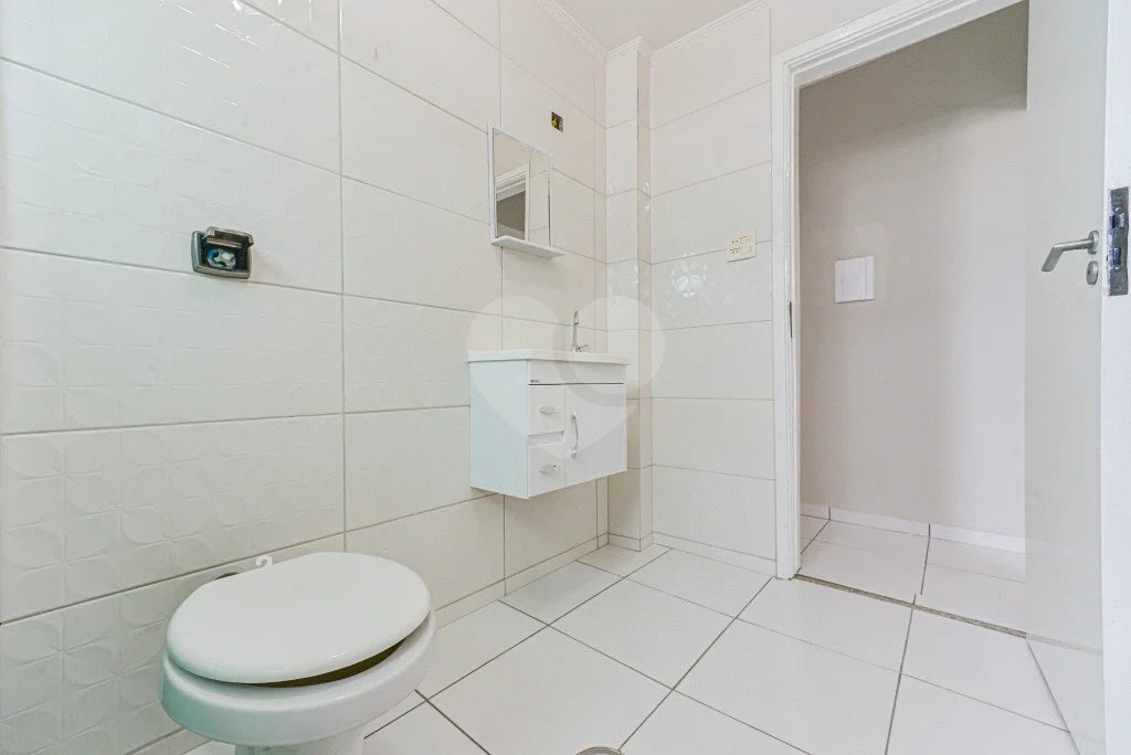 3 Quartos 0 Suites 2 Banheiros 0 Vagas 76 Área Útil 113 Área Total.