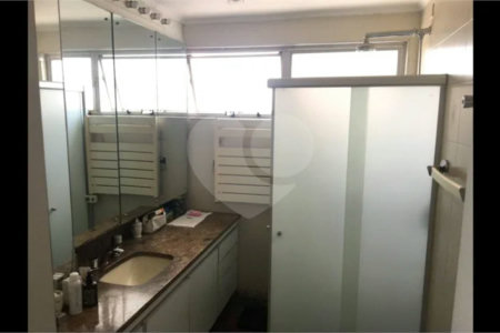 Lindo apartamento em ótima localização na Mooca!