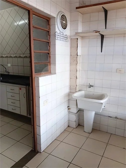 Apartamento à venda ou para alugar com 2 quartos, sendo 1 suíte,  no Centro, São Roque, SP