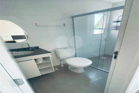 Apartamento à venda com 2 quartos, sendo 1 suíte, no condomínio Parque Dos Girassois, São Carlos - SP